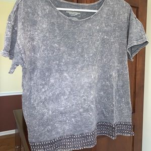 American Eagle Outfitters Tee